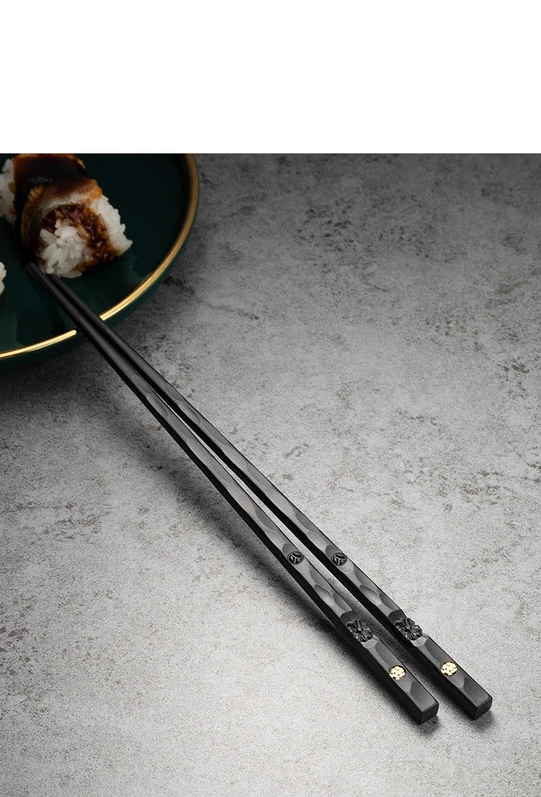 5Pairs High Quality Japanese Non-Slip Chopsticks Korean Home Hotel Restaurant Portable Healthy Food Stick For Sushi Chopsticks