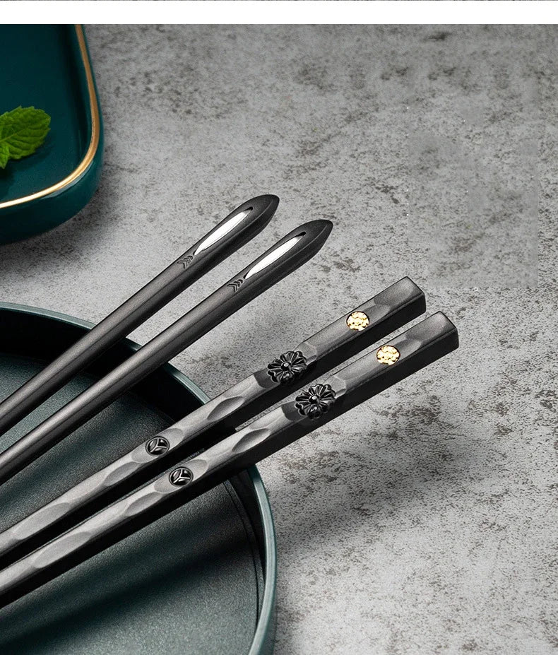 5Pairs High Quality Japanese Non-Slip Chopsticks Korean Home Hotel Restaurant Portable Healthy Food Stick For Sushi Chopsticks