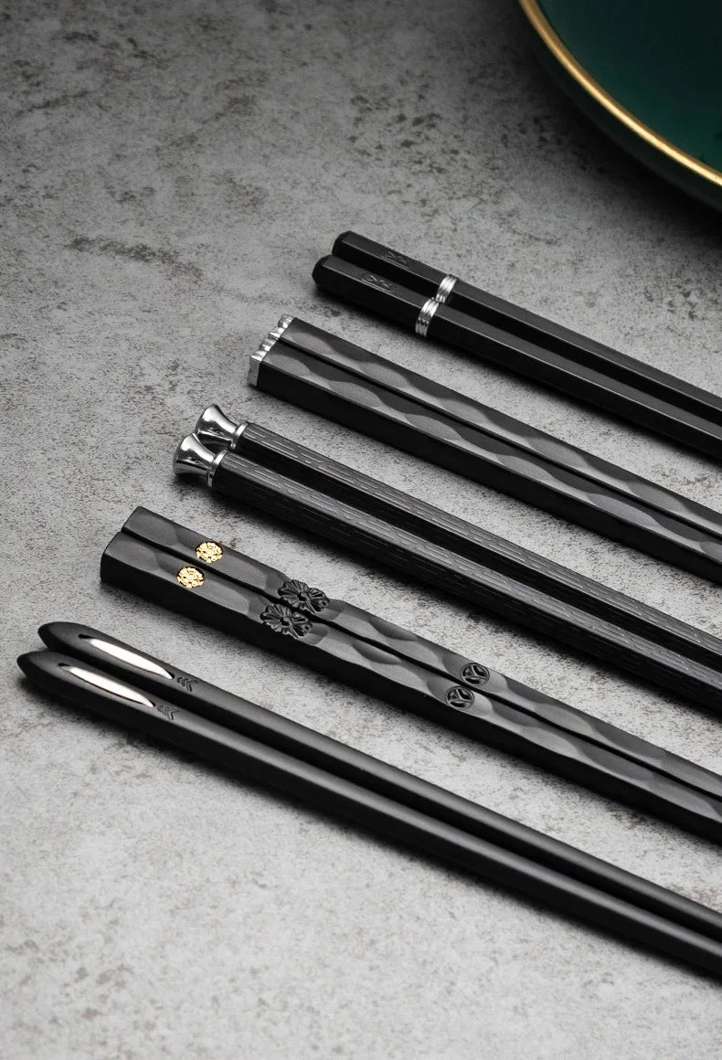 5Pairs High Quality Japanese Non-Slip Chopsticks Korean Home Hotel Restaurant Portable Healthy Food Stick For Sushi Chopsticks